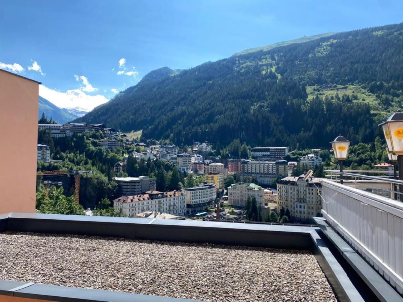 Panorama Spa Lodges Das.Schiller Bad Gastein Exterior foto
